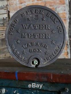 Antique Cast Iron Ford Meter Box Co. Wabash, Indiana Water Cover Sign Stars Old