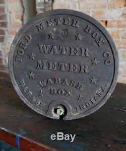 Antique Cast Iron Ford Meter Box Co. Wabash, Indiana Water Cover Sign Stars Old