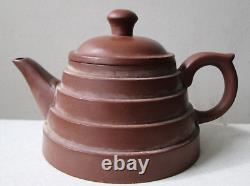 Antique old 19th Century Chinese QING DYNASTY Yixing pottery TEAPOT Signed