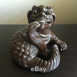 Fine Old 19th / 20th C Chinese Pottery Clawed Foo Dog Lion Statue Sculpture Art