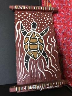 Old Australian Aboriginal Bark Painting Turtle Signed beautiful collection
