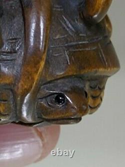 Old Japanese Boxwood Netsuke Octopus & Turtle Signed