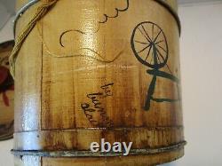 Old Pennsylvania Dutch Folk Art Hand painted Wood Yarn holder Bucket barrel 9½T