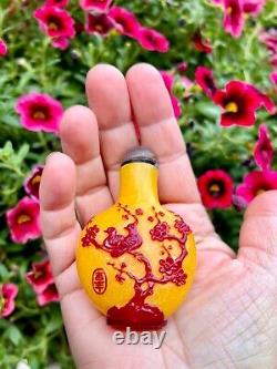 Old high quality extraordinary intricately carved peking glass snuff bottle sign