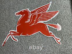 Rare! Original 1953 Mobil Pegasus Sign Petroleum Porcelain Free S/h Antique Old