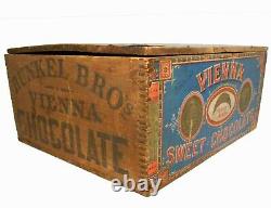 SCARCE VIENNA SWEET CHOCOLATE RUNKEL BROS NY INK STMPD WOOD BOX With2 PAPER LABELS