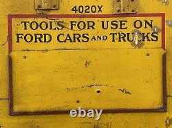 Very RARE Antique Old 1926 FORD Automobile BLACKHAWK Wrenches Milwaukee SIGN